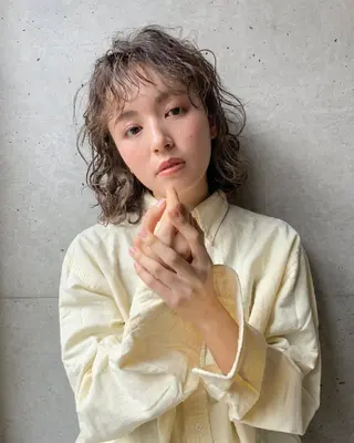 ミディアム パーマ 小田川 竜也のヘアスタイル