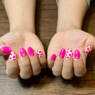 ネイル HENRIETTA NAILSALONのネイルデザイン