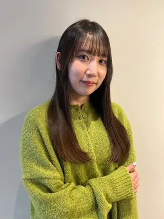 ロング loe平尾山荘店所属・梅本 有希のヘアスタイル