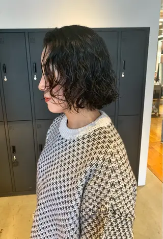 ミディアム パーマ ボブ　くせ毛風パーマ 艶カラー/横山大樹のヘアスタイル