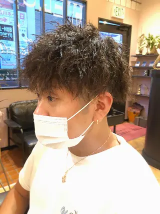 ミディアム パーマ メンズ エクステ指名No.1 【店長】橘田のヘアスタイル