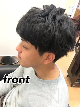 ショート カラー メンズ 細沼 葵のヘアスタイル