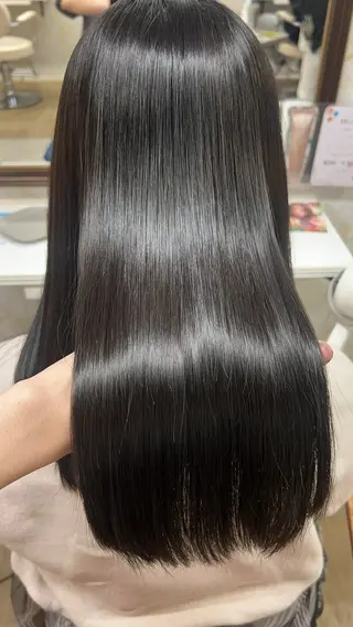 セミロング 髪質改善特化💫 韓国ヘアAyumuのヘアスタイル