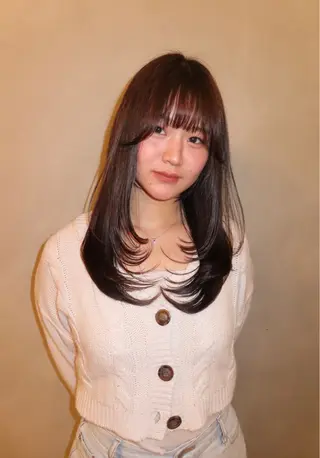 ロング S.HAIR SALON所属・オリーブカラー/ レイヤー/表参道のヘアスタイル
