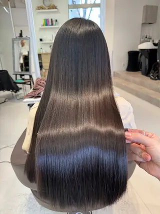 ロング 山崎結菜 🫧透明感カラーのヘアスタイル