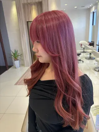 ロング カラー 石坂 瀬音のヘアスタイル