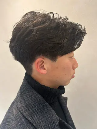 ショート パーマ メンズ lmu by if所属・久保 亮太のヘアスタイル