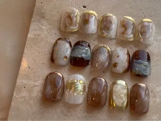 ネイル essence所属・pétit maakoのネイルデザイン