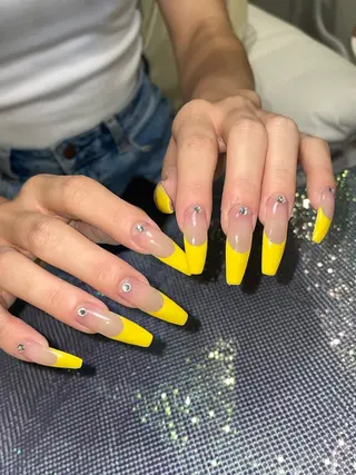 ネイル RICO NAIL所属・RICO Nail パーツつけ放題🌈のネイルデザイン