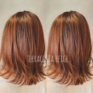 セミロング カラー 長谷川 沙紀のヘアスタイル