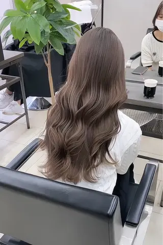 ロング Kvell&Co. YUSUKEのヘアスタイル