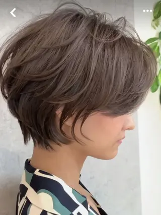 ショート 佐々木 美玖のヘアスタイル