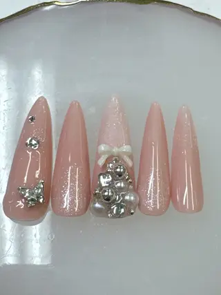 ネイル クイーンズネイル銀座所属・Queeens nailのネイルデザイン
