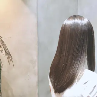 セミロング lasPAVILION-ラスパビリオン-所属・las PAVILIONのヘアスタイル