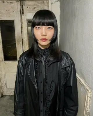 セミロング カラー パーマ、髪質改善 カズマのヘアスタイル