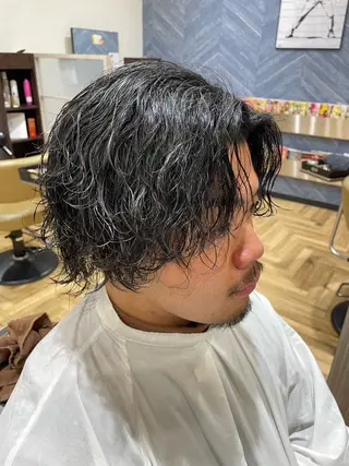 ミディアム 小島 陽成のヘアスタイル