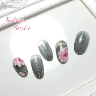 ネイル KOYAMA KIMIEのネイルデザイン