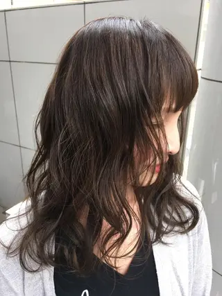 ミディアム カラー THREE所属・THREE 関根大のヘアスタイル
