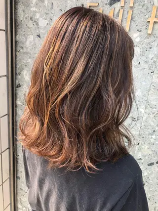 カラー 茅ヶ崎/ハイライト/ ハイトーン/関口実華のヘアスタイル