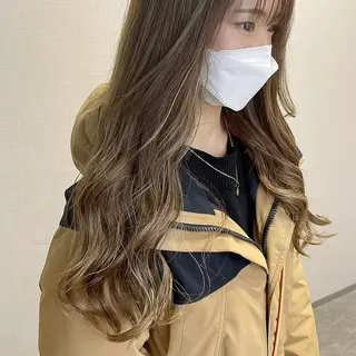 ロング カラー 松井那津子 /ハイライトブリーチのヘアスタイル