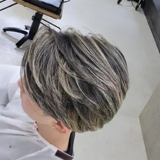 ショート カラー 大辻健太(オオツジ ケンタ)/髪質改善のヘアスタイル