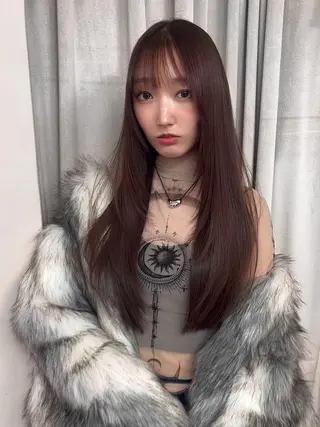 ロング 韓国ヘア レイヤーカットのヘアスタイル