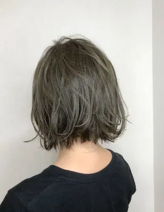 ミディアム カラー パーマ 森山 陽菜のヘアスタイル