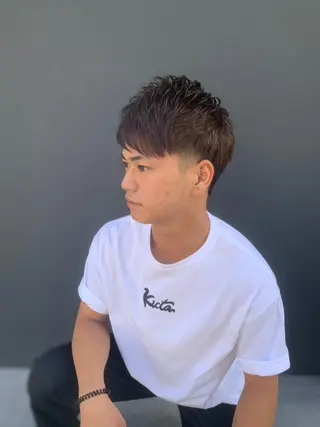 ショート QUONHEAL 淀屋橋所属・阿部 春道のヘアスタイル