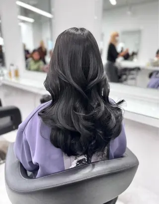 ロング miku/ラベンダー 透明感カラー🪻❤︎のヘアスタイル