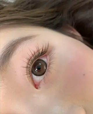 マツエク・マツパ ビオラス池袋 まつげパーマ/フラットラッシュ/眉毛所属・ビオラス サロンのマツエク・マツパデザイン