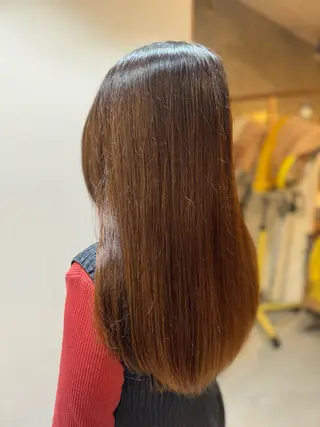 ロング タツキ/レイヤー/ パーマ/艶カラーのヘアスタイル