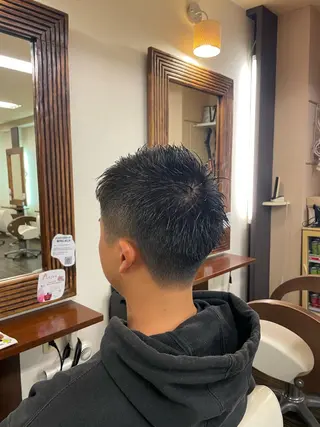 ショート メンズ 高取 大将のヘアスタイル