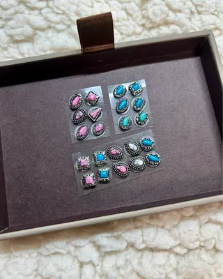 evergreen /眉毛•耳つぼのエステ・リラクイメージ