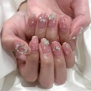 ネイル Kanon 🤍のネイルデザイン