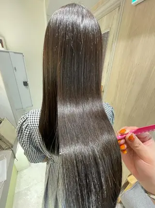 ロング 西 めぐみのヘアスタイル