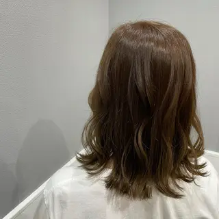 ミディアム miloc那覇 MIKUのヘアスタイル