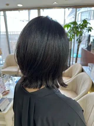 ミディアム ⭐️レイヤーカット 大人気　三澤康司⭐️のヘアスタイル