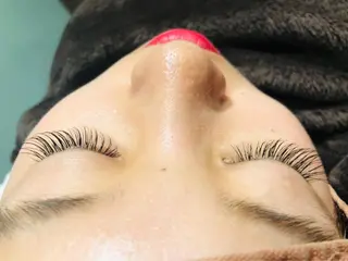 マツエク・マツパ RADnoel 梅田茶屋町のヘアスタイル