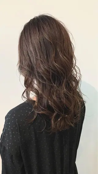 セミロング カラー 【艶カラー】 STYLE 和泉俊希のヘアスタイル