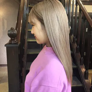 イシカワ エリナのヘアスタイル