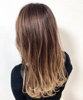 ロング Well's TAIGAのヘアスタイル