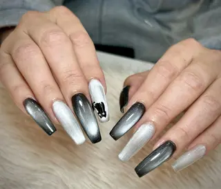 ネイル Nailsalon Latteのネイルデザイン