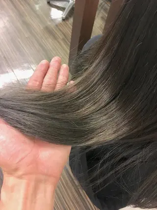 セミロング カラー THREE所属・THREE 関根大のヘアスタイル