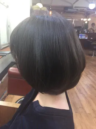 ショート カラー IROHA所属・髪質改善縮毛矯正なら ✨伊藤佳祐✨のヘアスタイル