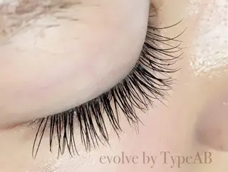 マツエク・マツパ evolve by TypeAB所属・evolve  by TypeABのマツエク・マツパデザイン