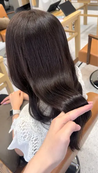 ロング カラー MIZUKI🫧ྀི 韓国ヘアAFLOATのヘアスタイル