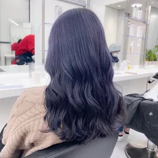 ミディアム カラー 寒色デザイン職人 Rimu🤍のヘアスタイル