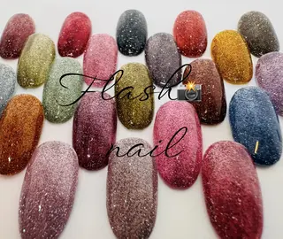 ネイル 【寺岡】 ロイヤル•セラピストのネイルデザイン