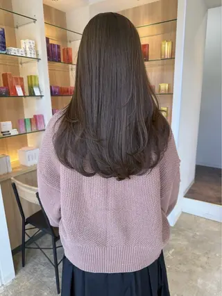 ロング カラー 井崎 史帆のヘアスタイル