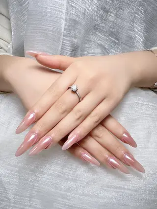 ネイル AMI NAIL 池袋所属・キム ハンのネイルデザイン